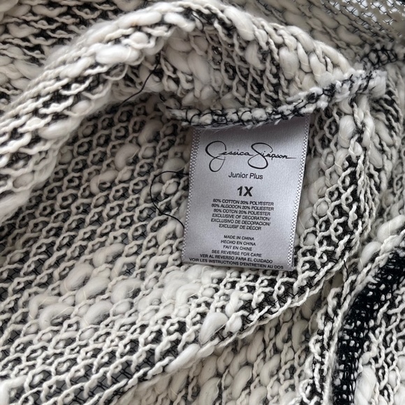 Jessica Simpson Women's Black Marbled Ribbon Chain Link Neck Sweater Plus Sz 1X - Picture 7 of 13